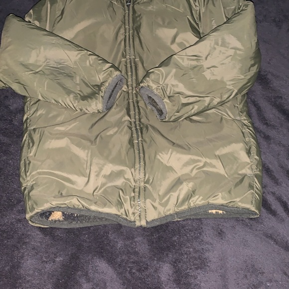 Boys reversible jacket from Old Navy. - Picture 3 of 9